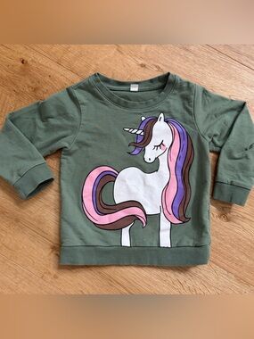 Kids Green Unicorn Graphic Sweatshirt 3T